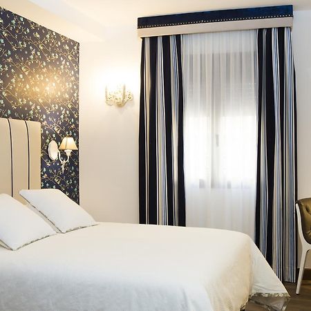 Hotel Hierbaluisa 阿拉尔 外观 照片